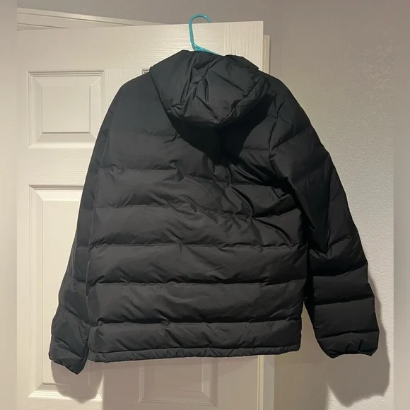 Adidas Black Puffer Jacket with Quilted Design. Won’t once - Picture 2 of 5